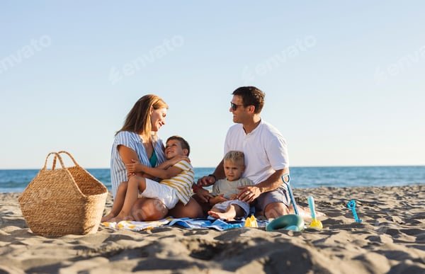 Où partir en mai au soleil : 15 destinations à ne pas manquer